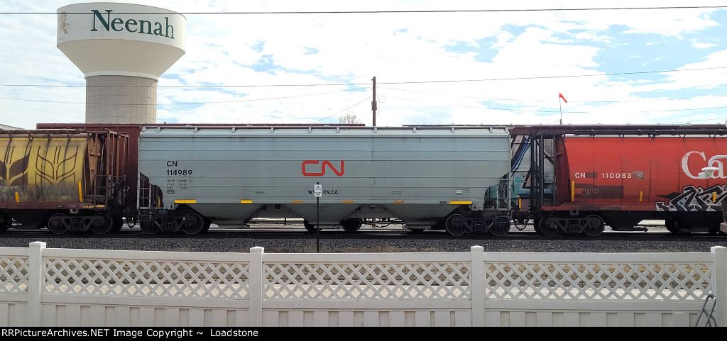 CN 114989